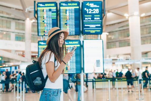 Can You Take a Portable Phone Charger On a Plane?